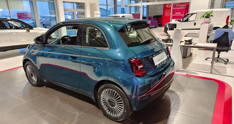 Fiat 500 cena 139999 przebieg: 2, rok produkcji 2022 z Ciechanowiec małe 11